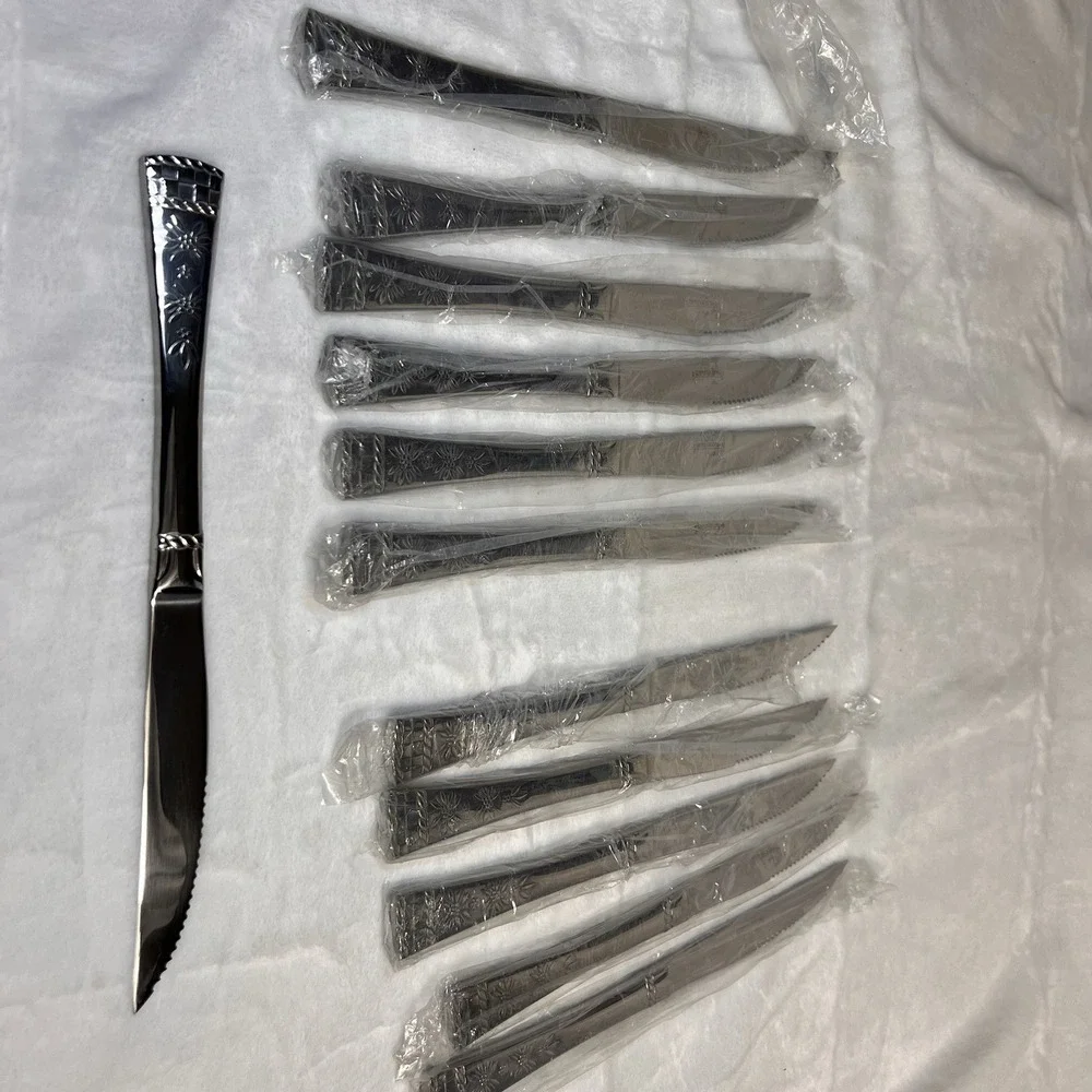 Temp-tations By Tara Old World 12 Pc 18/10 SS Steak Knife SET Floral Weave NEW